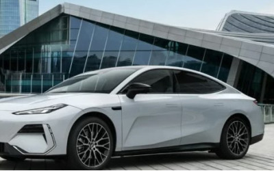 Geely Galaxy E8